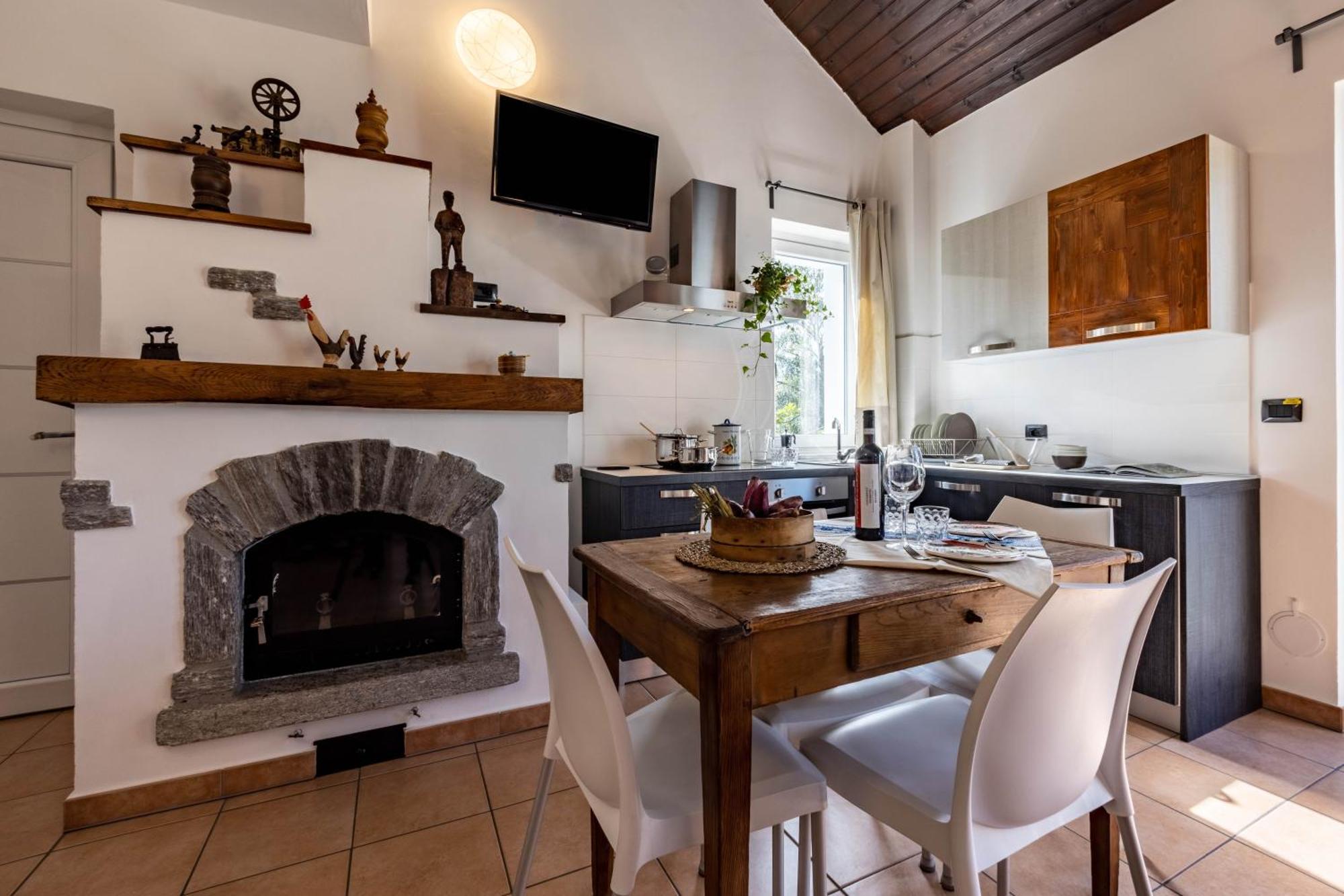 Case Appartamenti Vacanze Da Cien Saint-Christophe Exterior foto